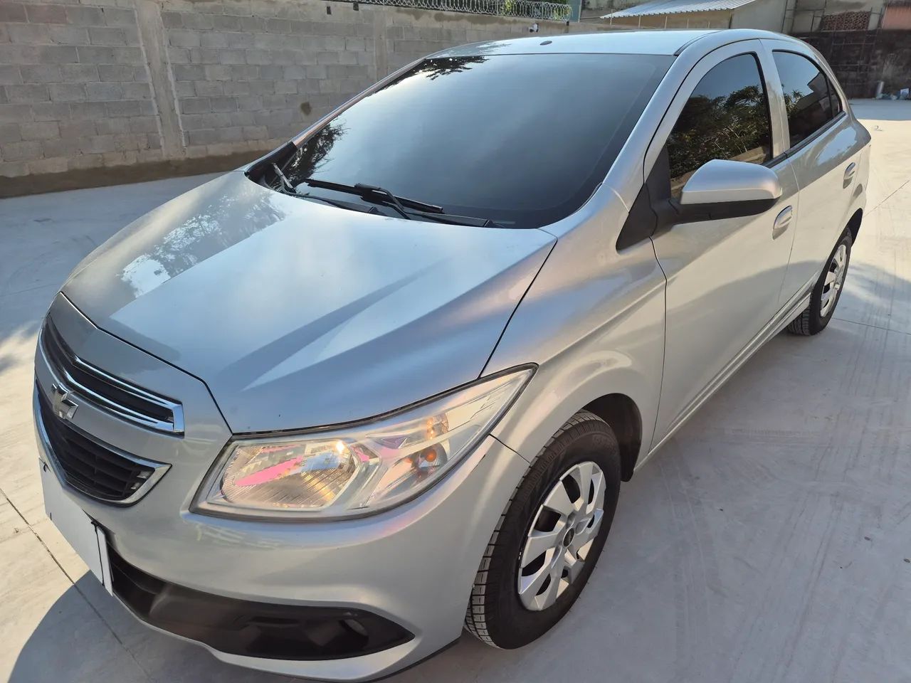 Onix lt 1.0 2014 GNV impecável  - Foto 2