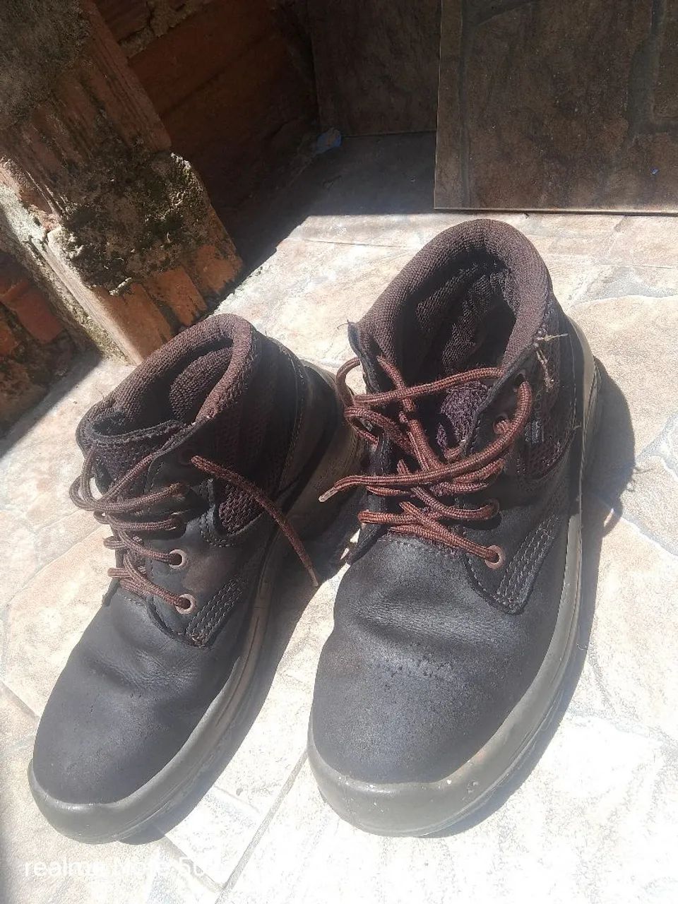 BOTA PRA SERVIÇO USADA 