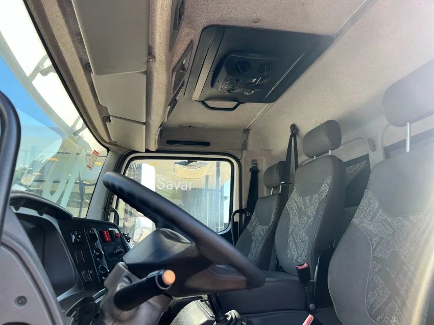 Mercedes-Benz Atego 2426 6x2 | Selectrucks - Foto 6