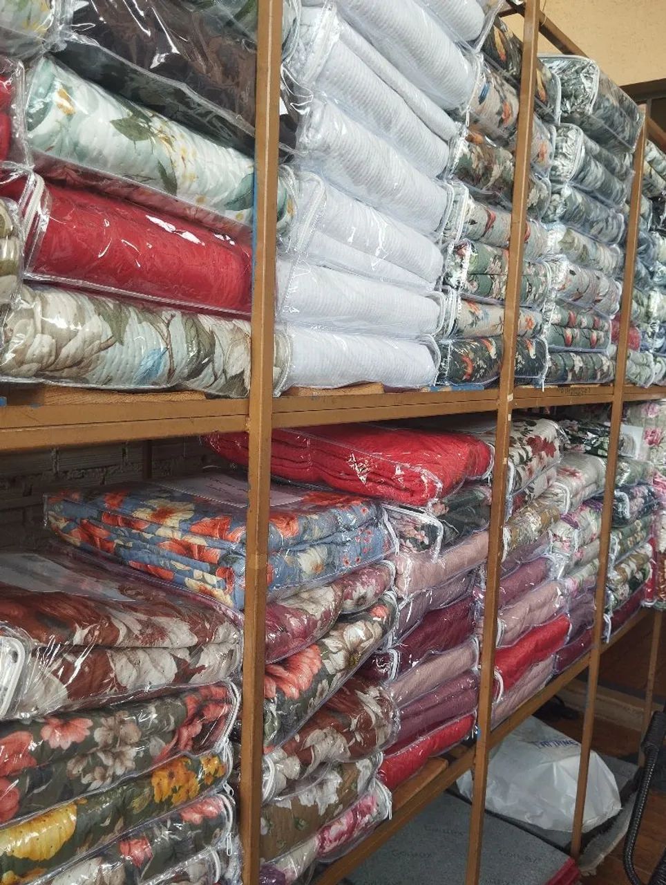 COLCHA DE CAMA DISPONÍVEL 