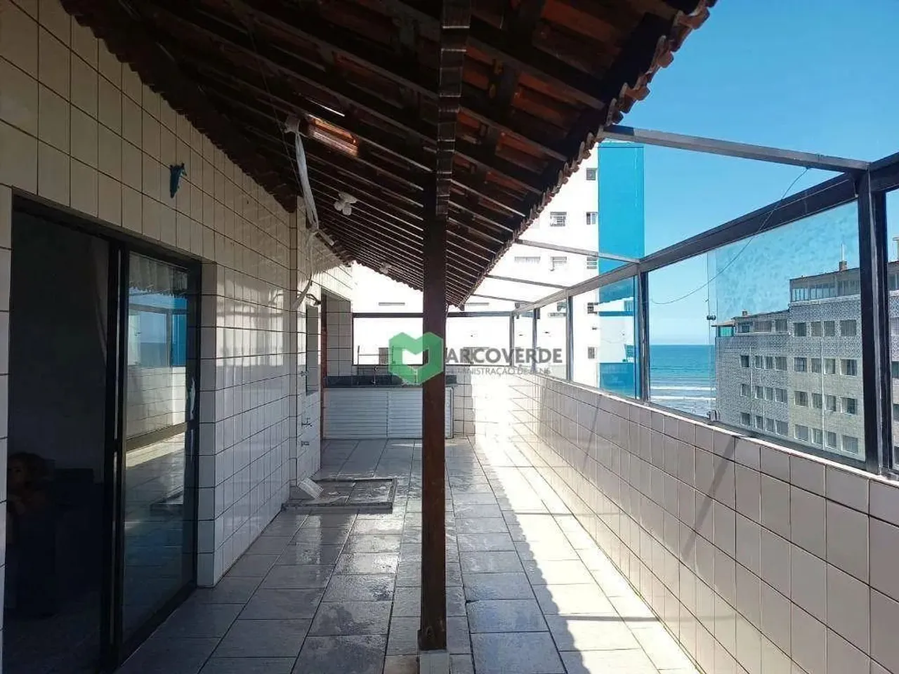 Cobertura com 3 dormitórios à venda, 150 m² por R$ 560.000,00 - Mirim - Praia Grande/SP