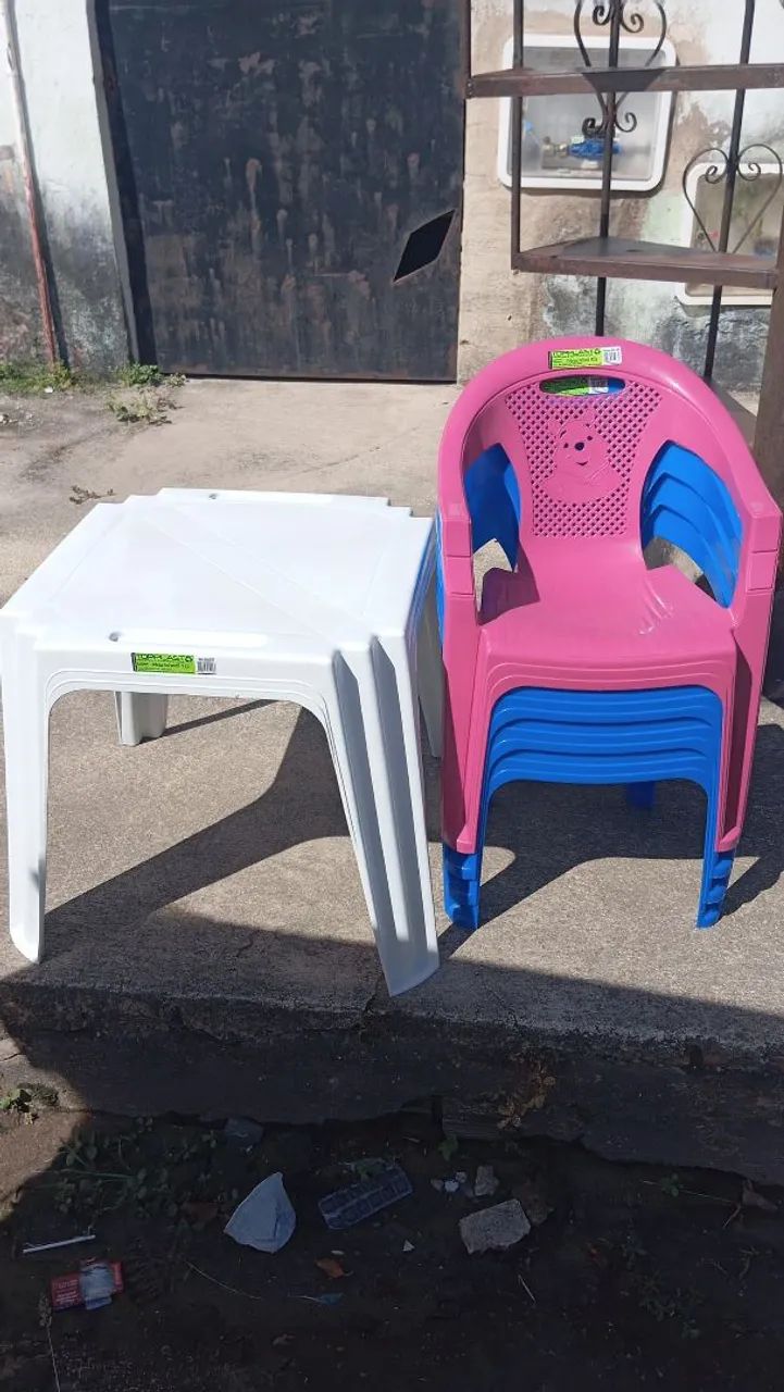 Conjunto de Cadeiras e Mesinha Infantil - Foto 2