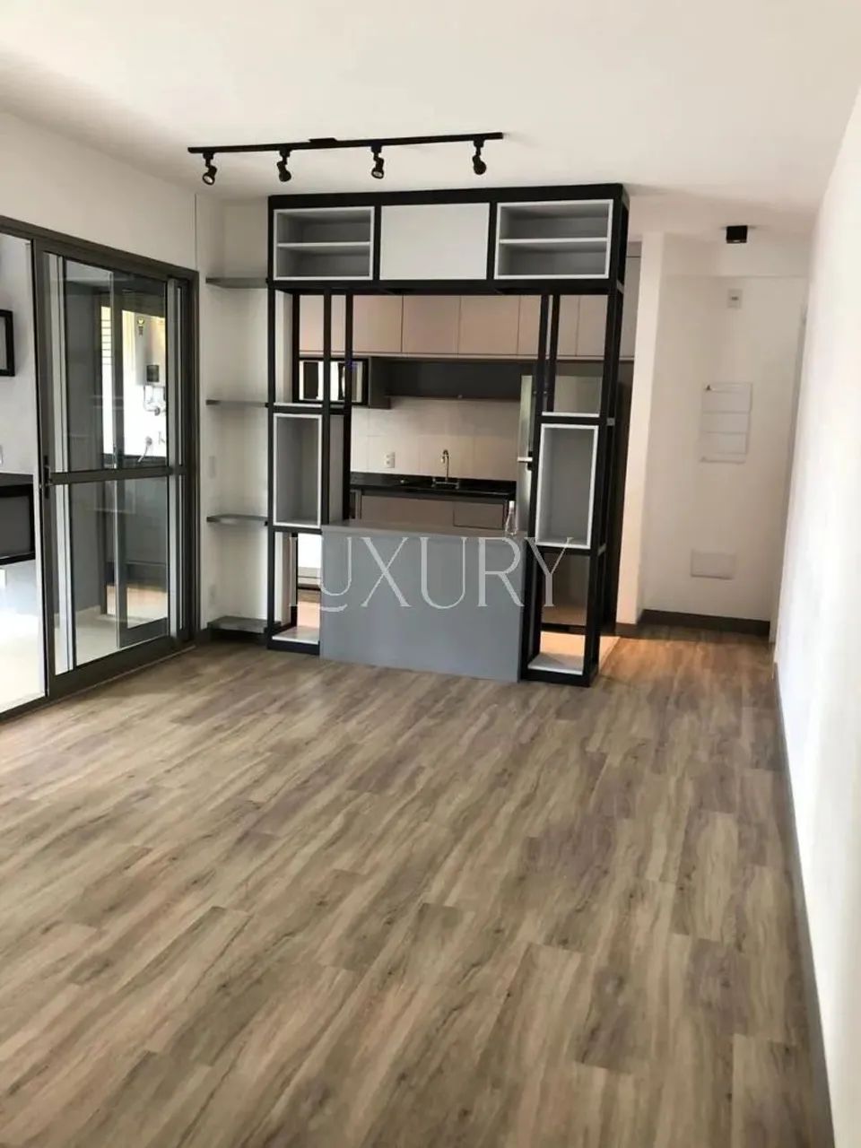 Apartamento Reformado para Alugar na Vila Olímpia, 98 m², 3 quartos sendo 1 suíte , 2 vaga - Foto 3