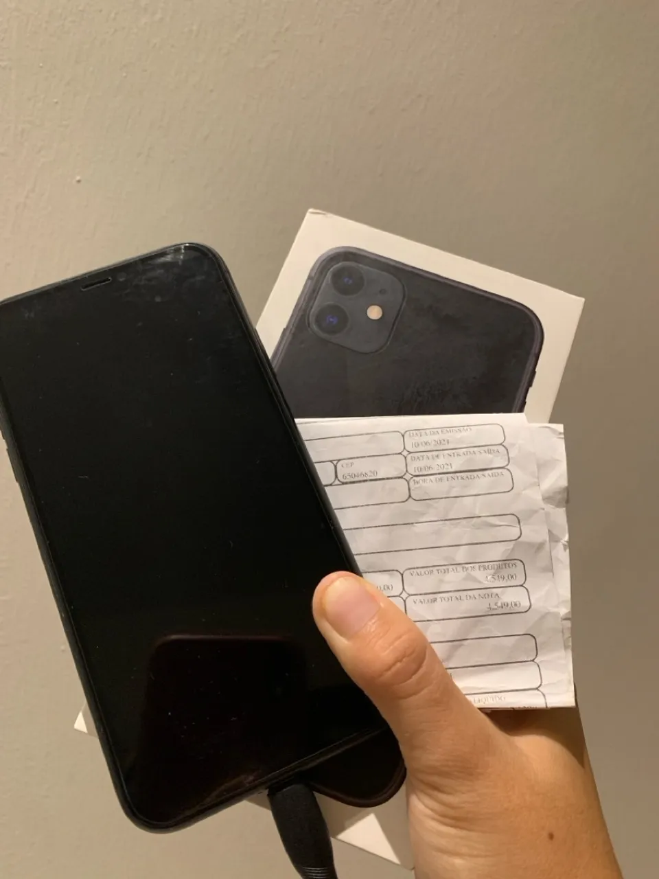 iPhone 11 128 com caixa e nota fiscal