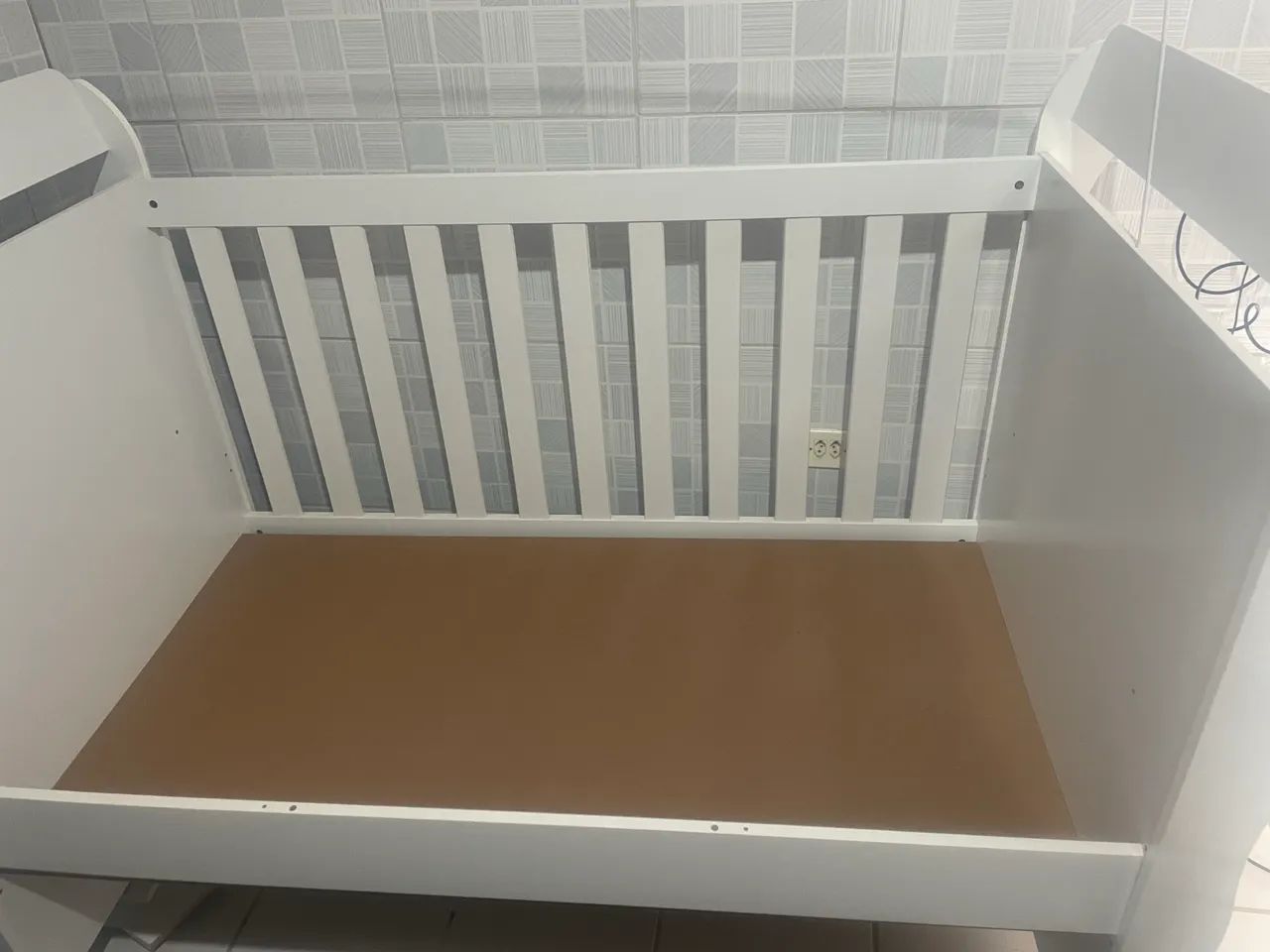 Berço Novo, Com Colchão Novo.