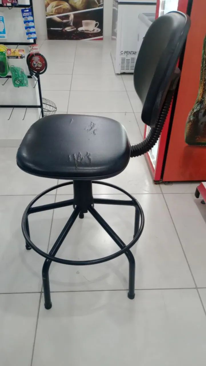 Cadeira para checkout  - Foto 3