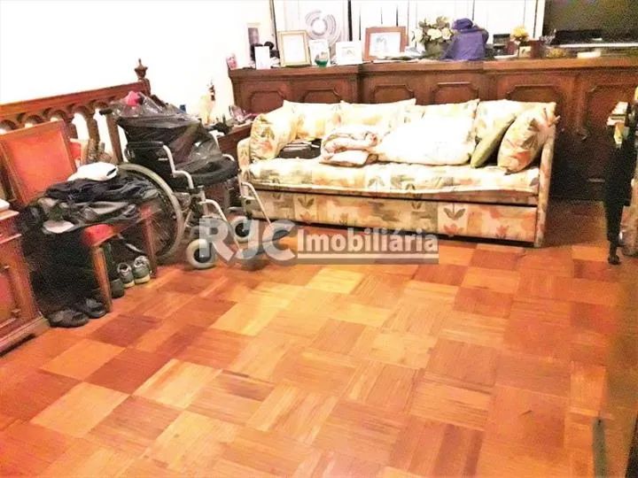 Apartamento de 200 metros quadrados no bairro Tijuca com 4 quartos - Foto 12