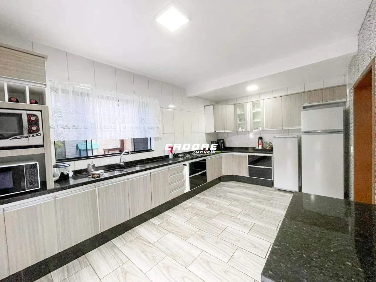 Casa para locação no bairro Progresso I Cadore Imóveis