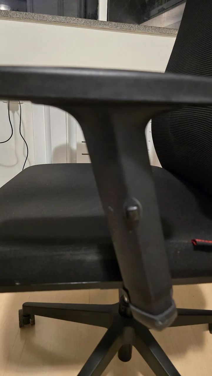 [Para sair logo] CADEIRA ERGONÔMICA PARA ESCRITÓRIO COM ENCOSTO EM TELA - MAKKON MK-69FF - Foto 2