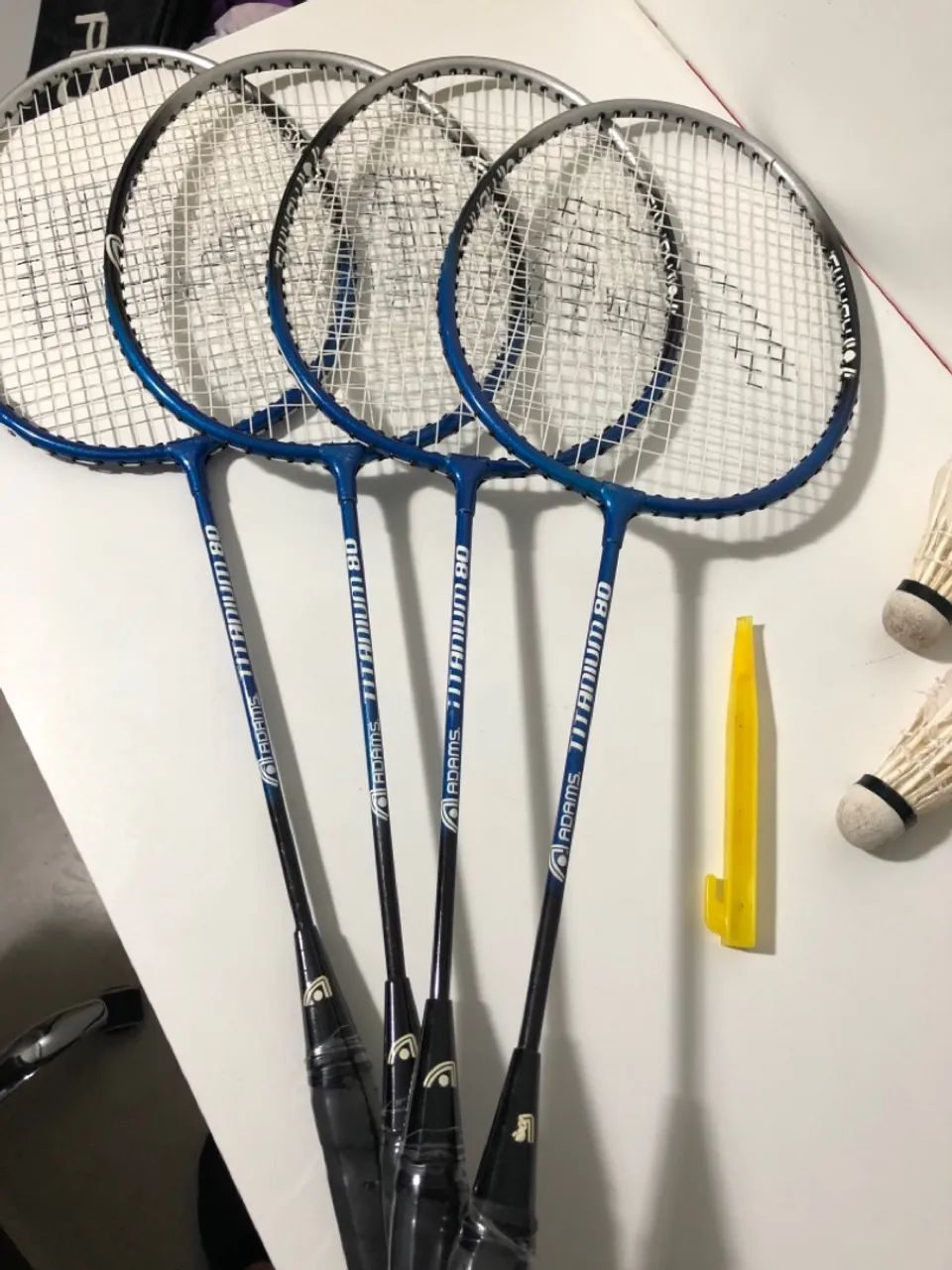 4 Raquetes de Badminton Adams Titanium 8D - Usadas