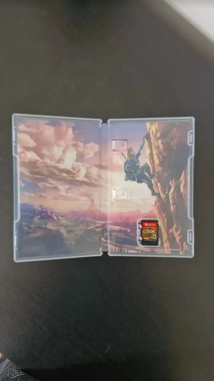 The Legend of Zelda: Breath of the Wild - Nintendo Switch - Foto 2