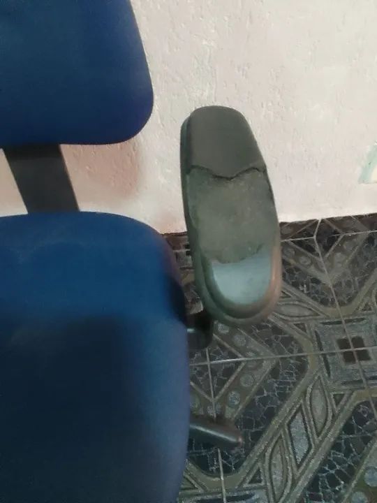 Cadeira Azul. - Foto 2