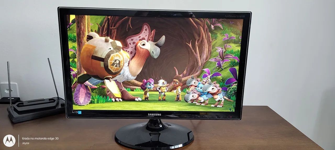 TV monitor Samsung 23 polegadas em excelente estado 