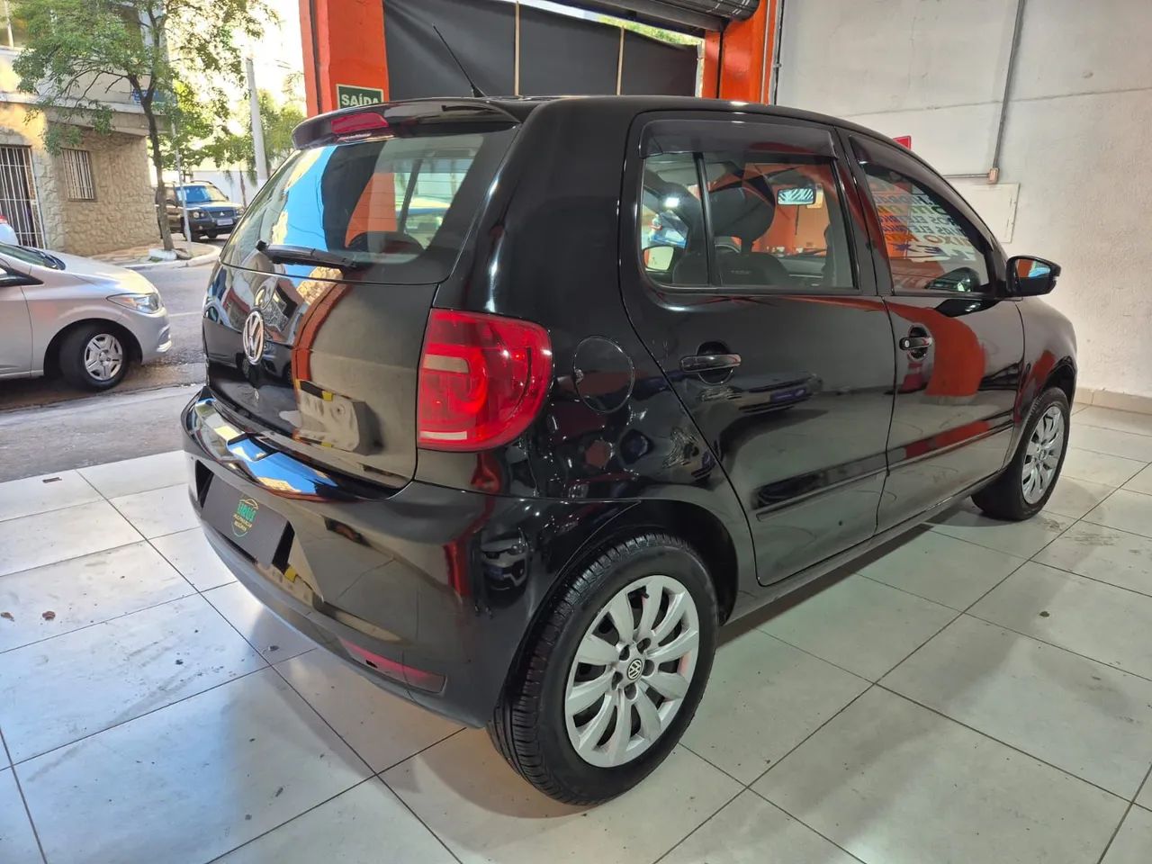 Volkswagen Fox 1.0 MI Total Flex 8V - Foto 5