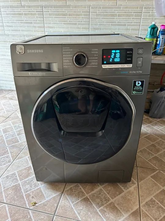 Máquina lava e seca Samsung ecobubble 11kg semi nova 