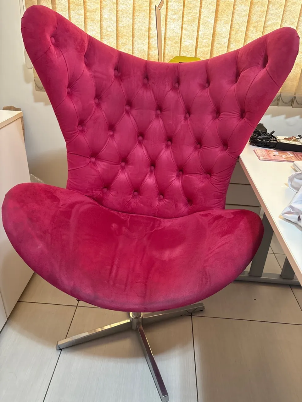 Cadeira Decorativa Pink com Design Exclusivo