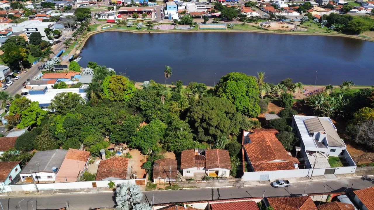 Área de 922 m² em frente o lago de bela vista de Goiás  - Foto 4