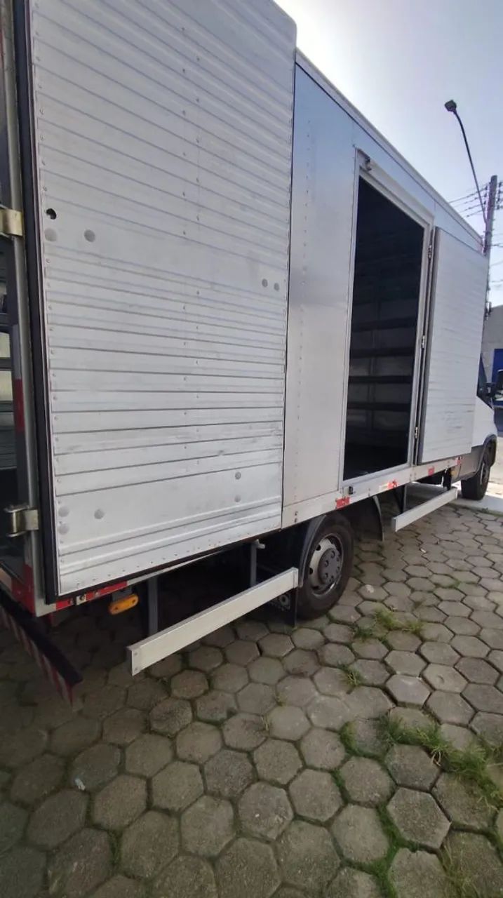 Caminhão Baú Iveco/Daily 30cs 2025 - Foto 9