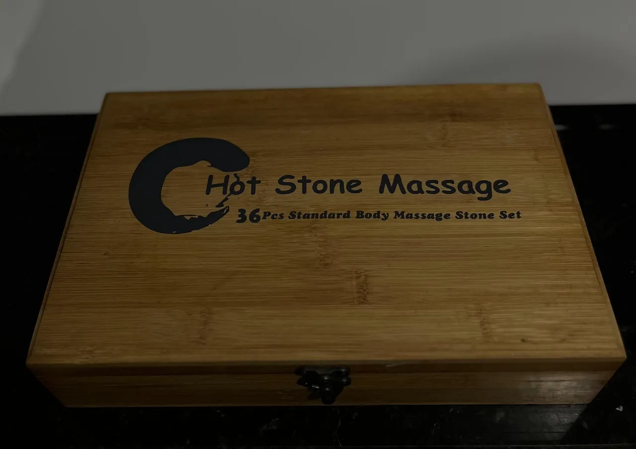 Kit Pedras Quentes para Massagem Hot Stone 36 peças e panela de aquecer de 6l