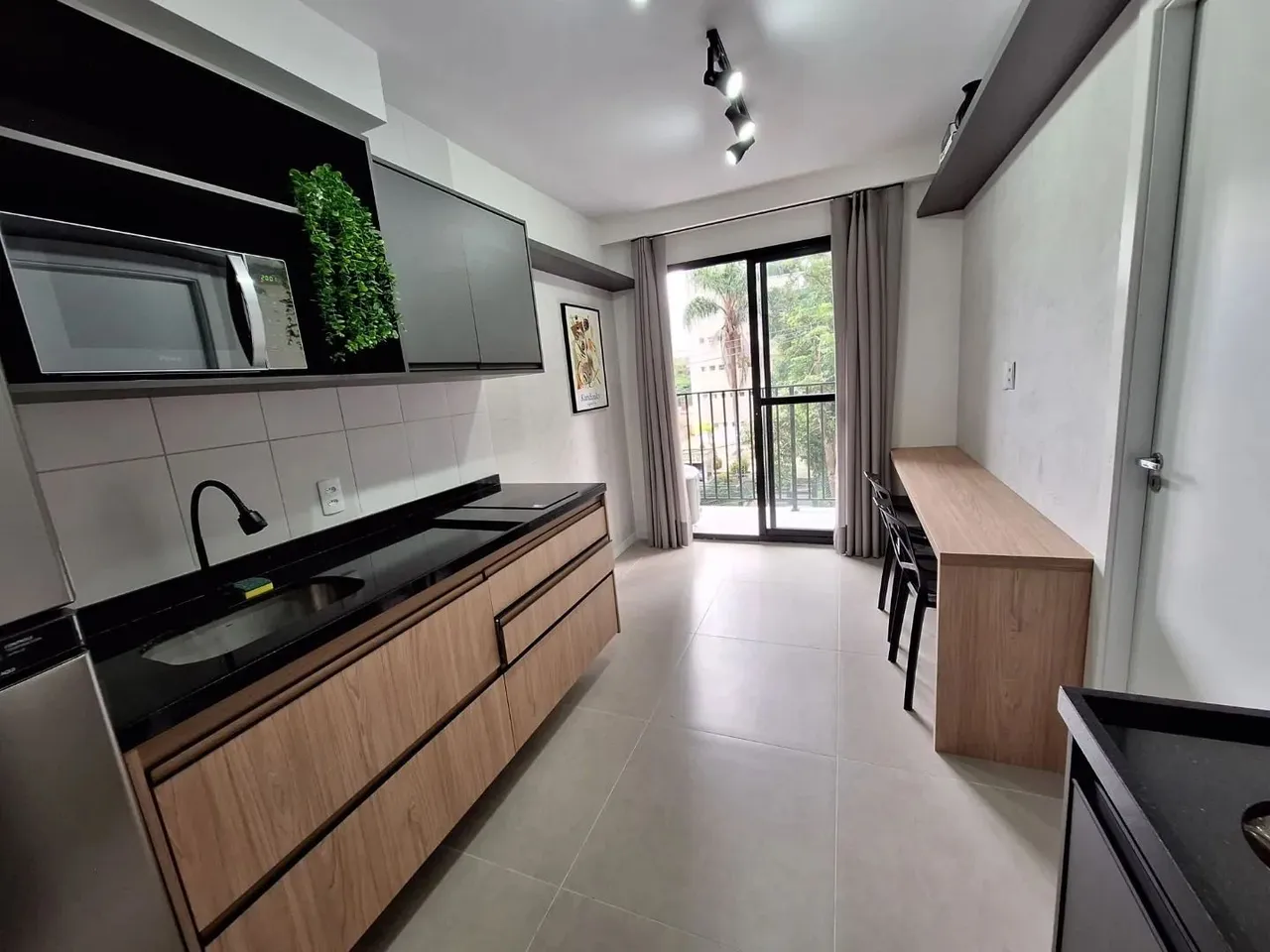 Nunca habitado, apartamento recém decorado para sua primeira locação Não é studio, ambient