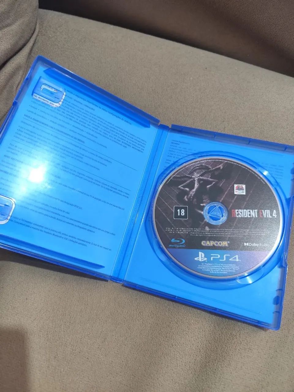 Resident Evil 4 PS4 - Foto 2