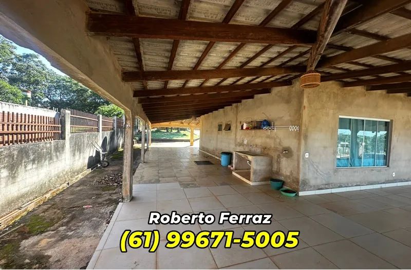 Casa Corumbá IV, no Condomínio Recanto do Sabiá.