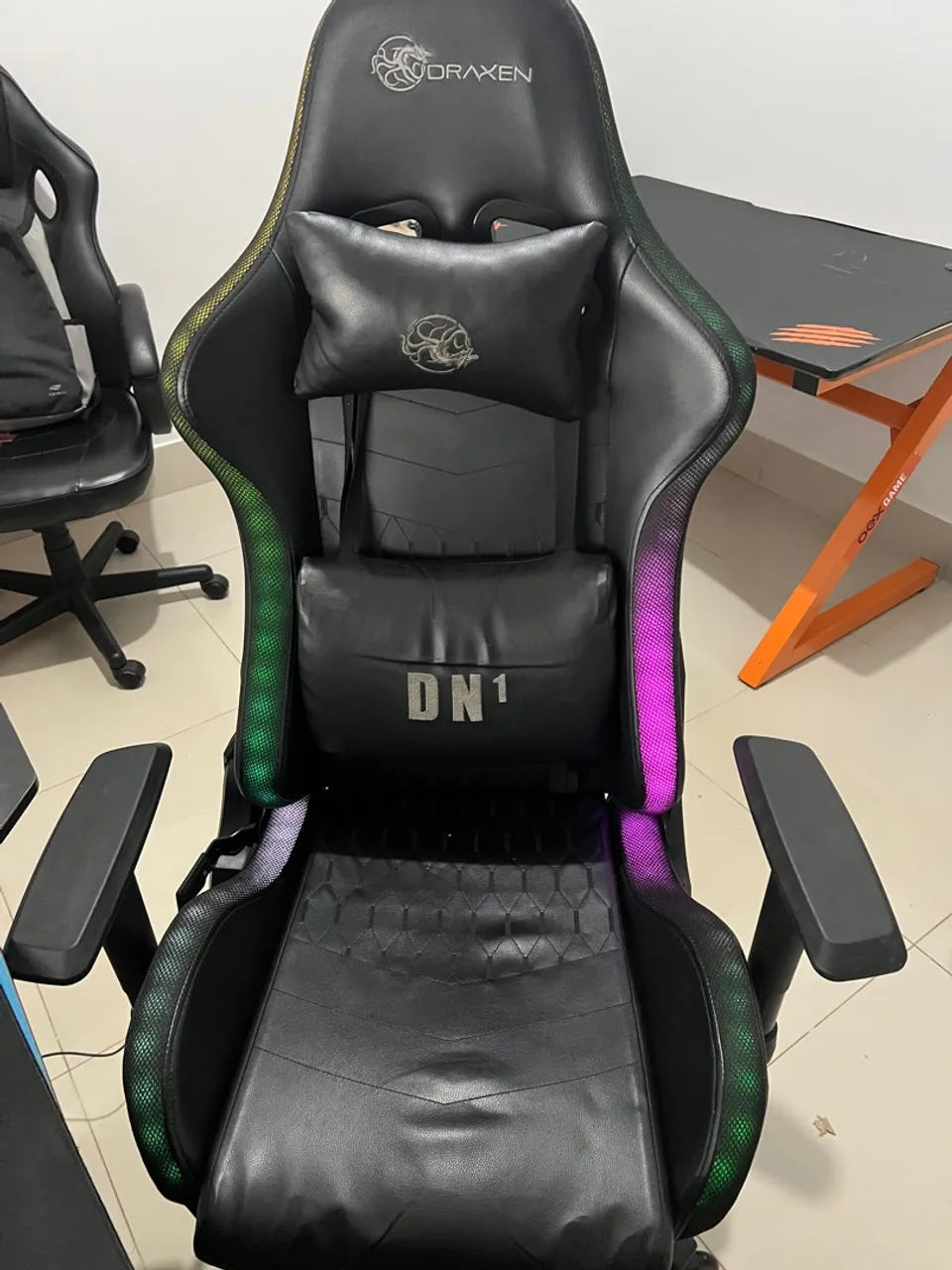 Cadeira Gamer Draxen com Luzes RGB - Conforto e Estilo!