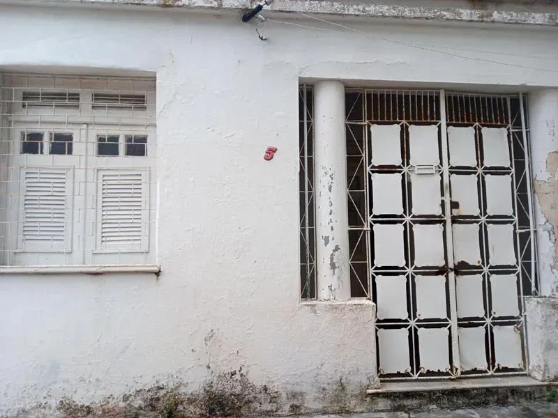 Casa aconchegante em excelente estado, em uma Vila familiar. Com 60m², 2 quartos, sala, co