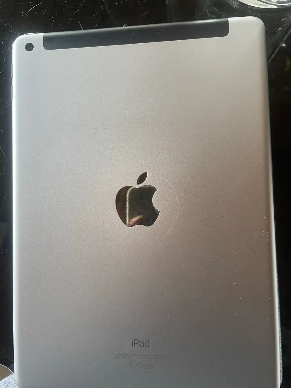iPad (6º geração) 128 gb, bateria excelente 95% com caneta Pencil 