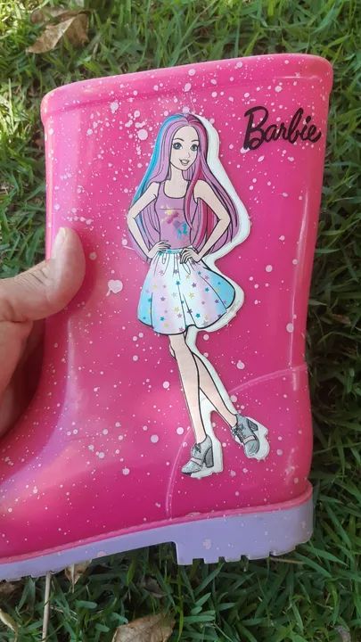 Galocha Barbie Brilha no Escuro - Foto 2