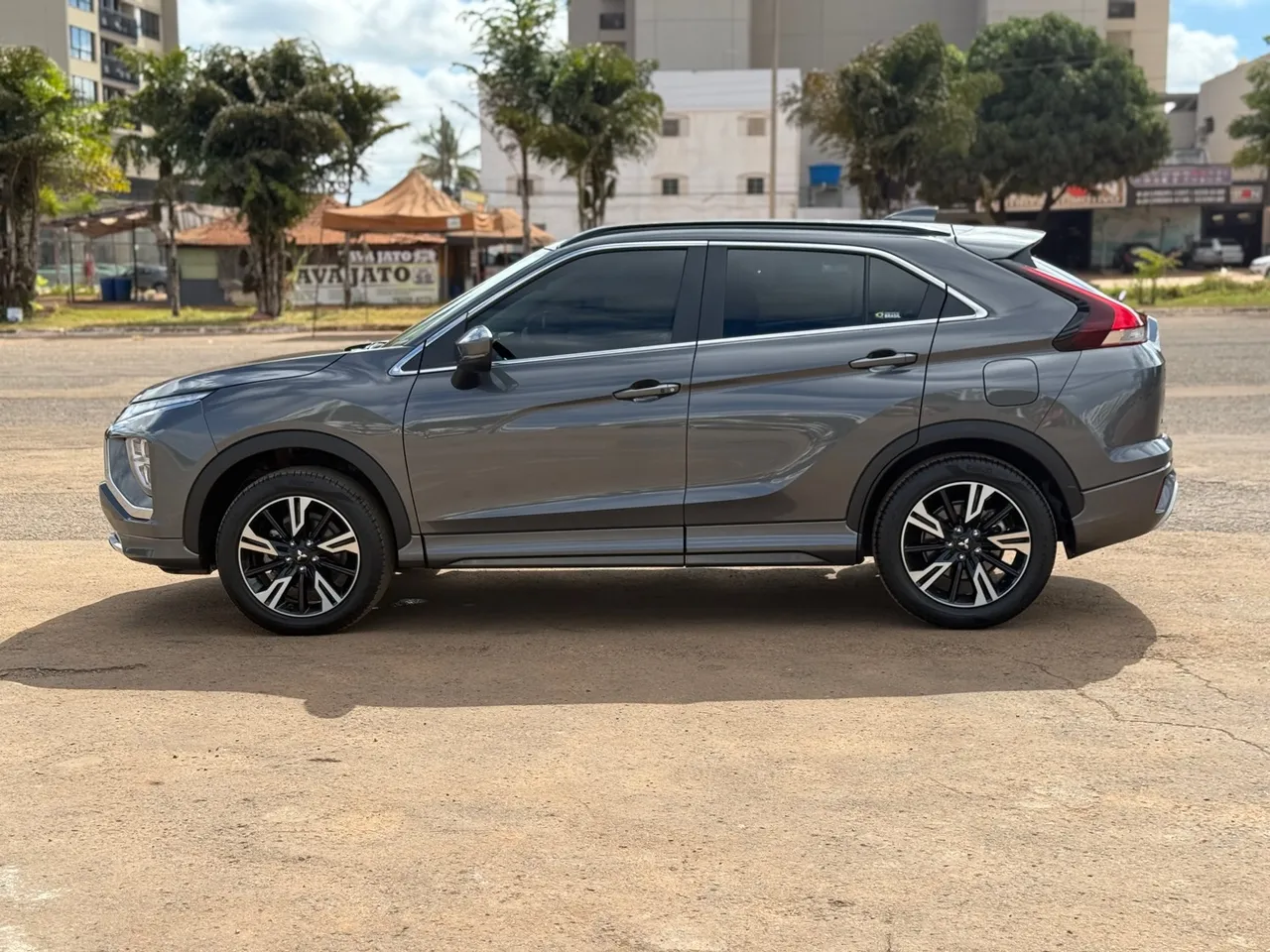 Mit Eclipse Cross HPE 1.5 Turbo c/ 18 mil km