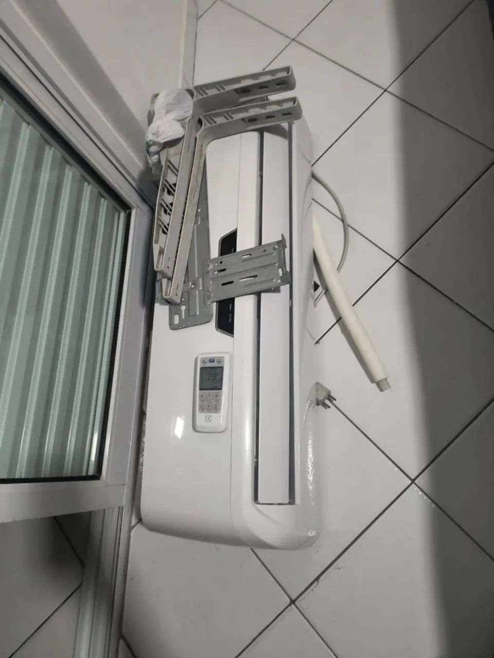 Ar Condicionado Split Inverter Electrolux 12.000 btus - Foto 2