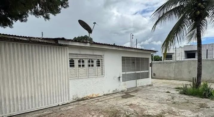 VENDO CASA NO EDUARDO GOMES