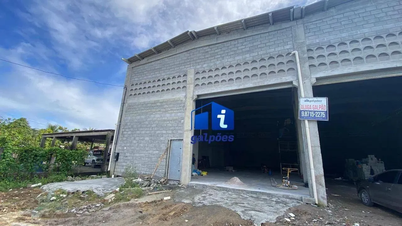 Galpão com 336 m² à 150 metros da BR 101 em Igarassu - PE