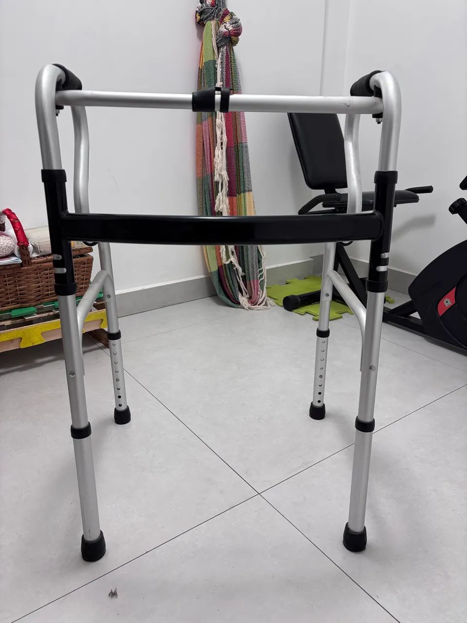 Andador articulado para idosos - Foto 3