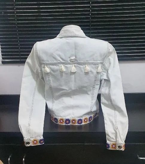 Jaqueta jeans bordada P   - Foto 3