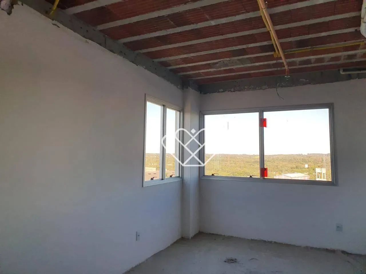 Sala Comercial no Centro com Excelente Localização - Foto 2