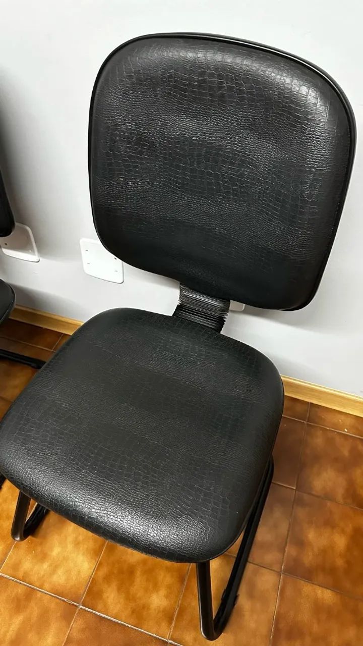 CADEIRA DE ESCRITÓRIO 