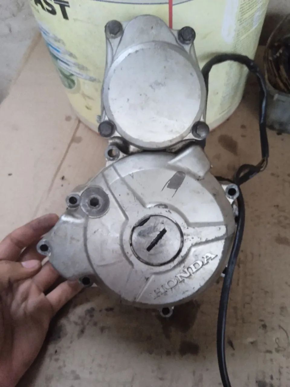 Tampa estator motor CB 300 / XRE 300