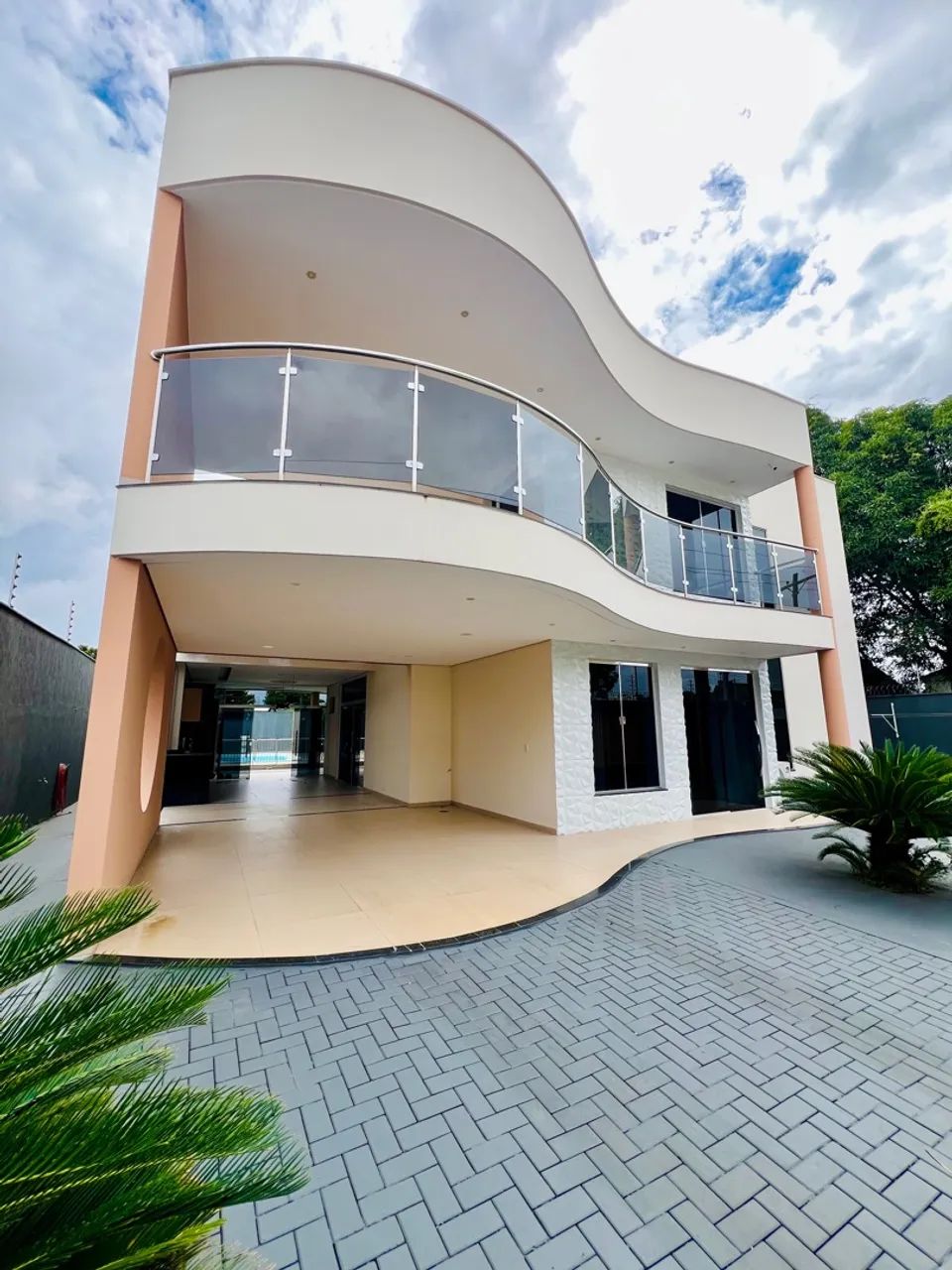 Excelente imóvel de alto padrão bem localizado no Centro