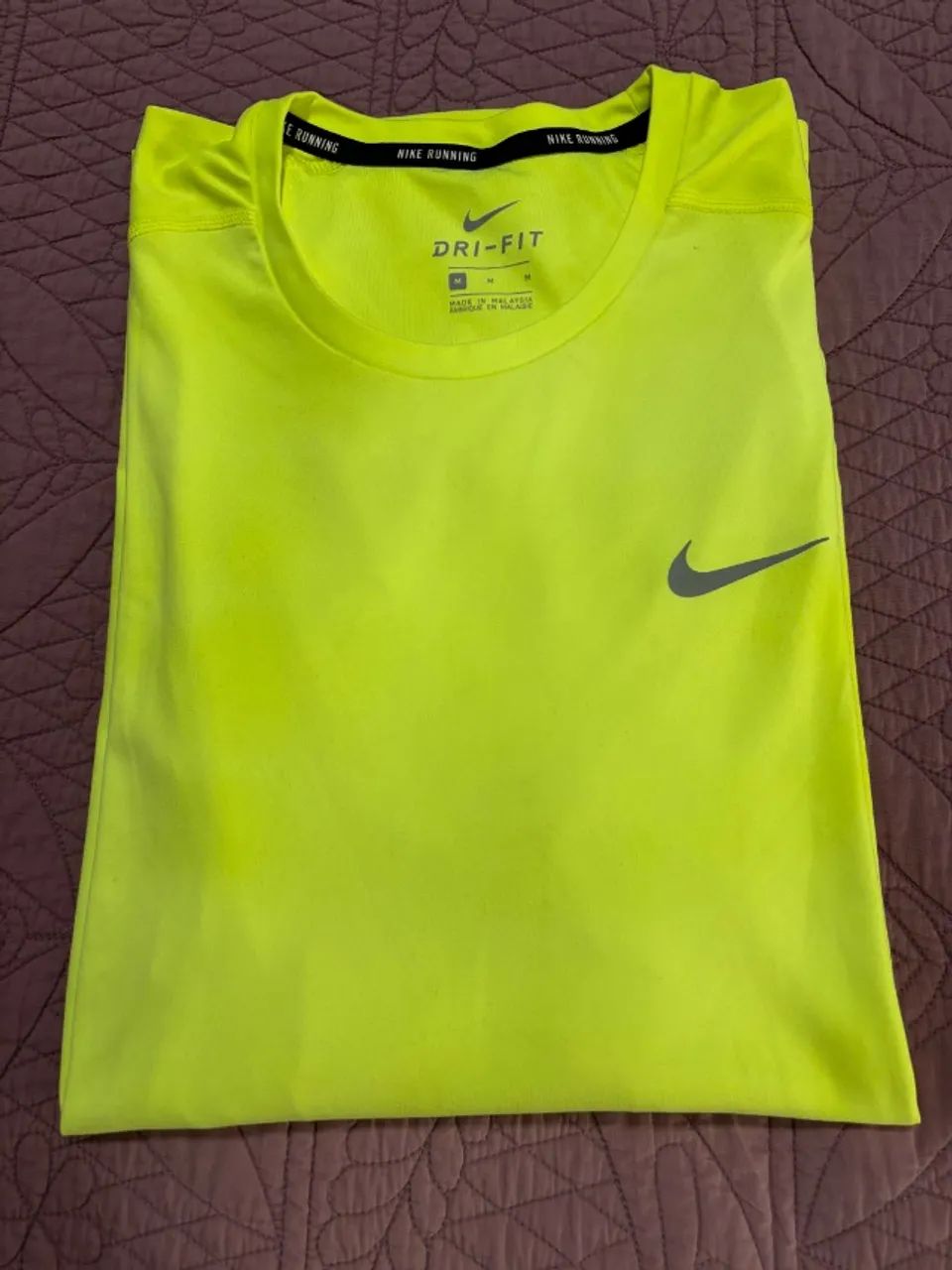 Camiseta NIKE dry fit original nova sem uso!! Vc