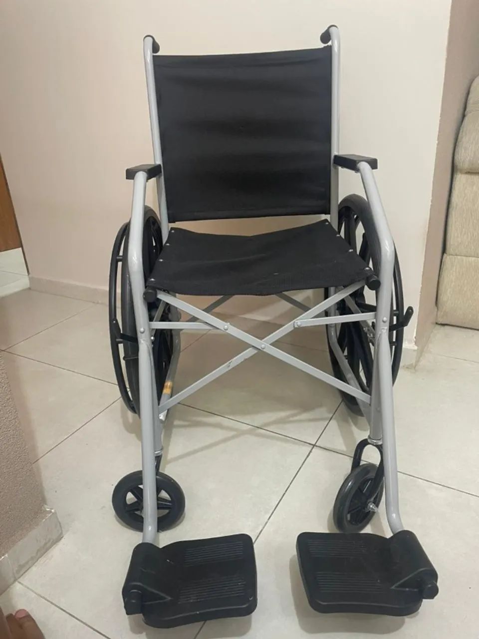 Cadeira De Roda Aço Nylon Jaguaribe