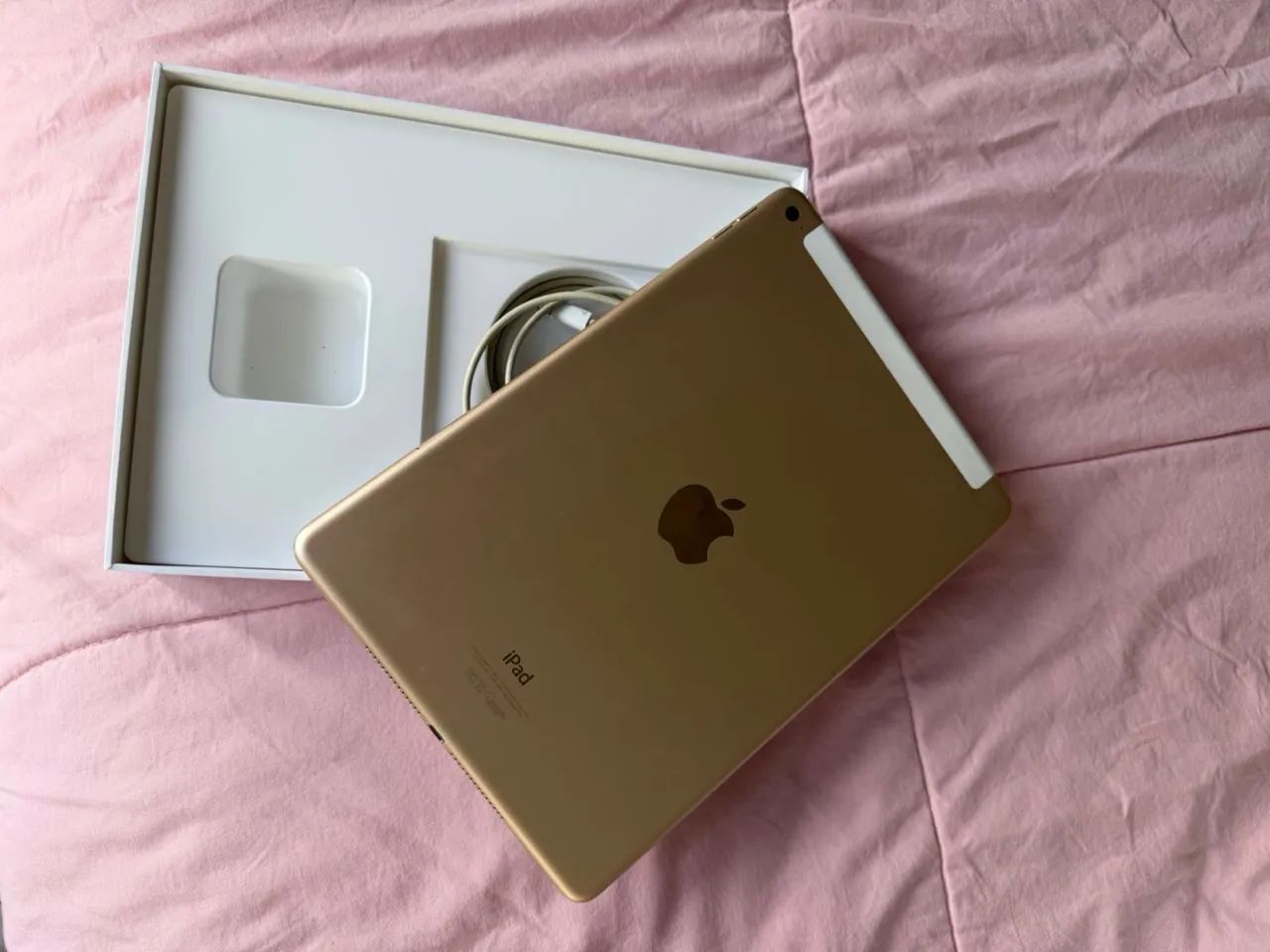 iPad6 128GB ゴールド iPad 6 Wi-Fi 128GB Dourado Muito Bom - Trocafone iPad本体