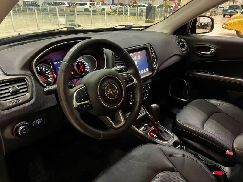 Jeep Compass Longitude 2.0 4X2 Flex 16V Aut. 2018 - Foto 4