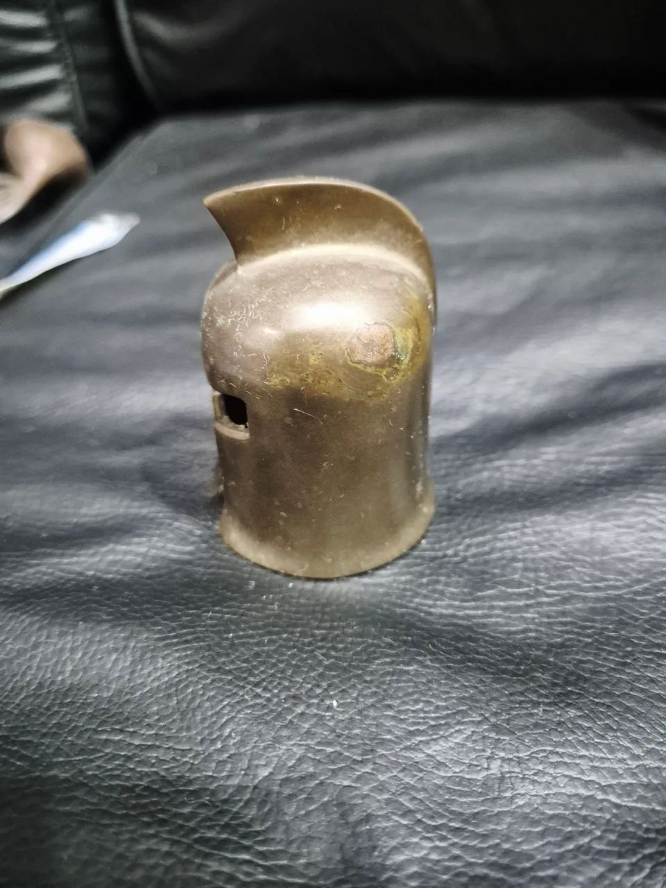 Abridor de Garrafas Vintage Elmo Gladiador em metal maciço - Foto 4