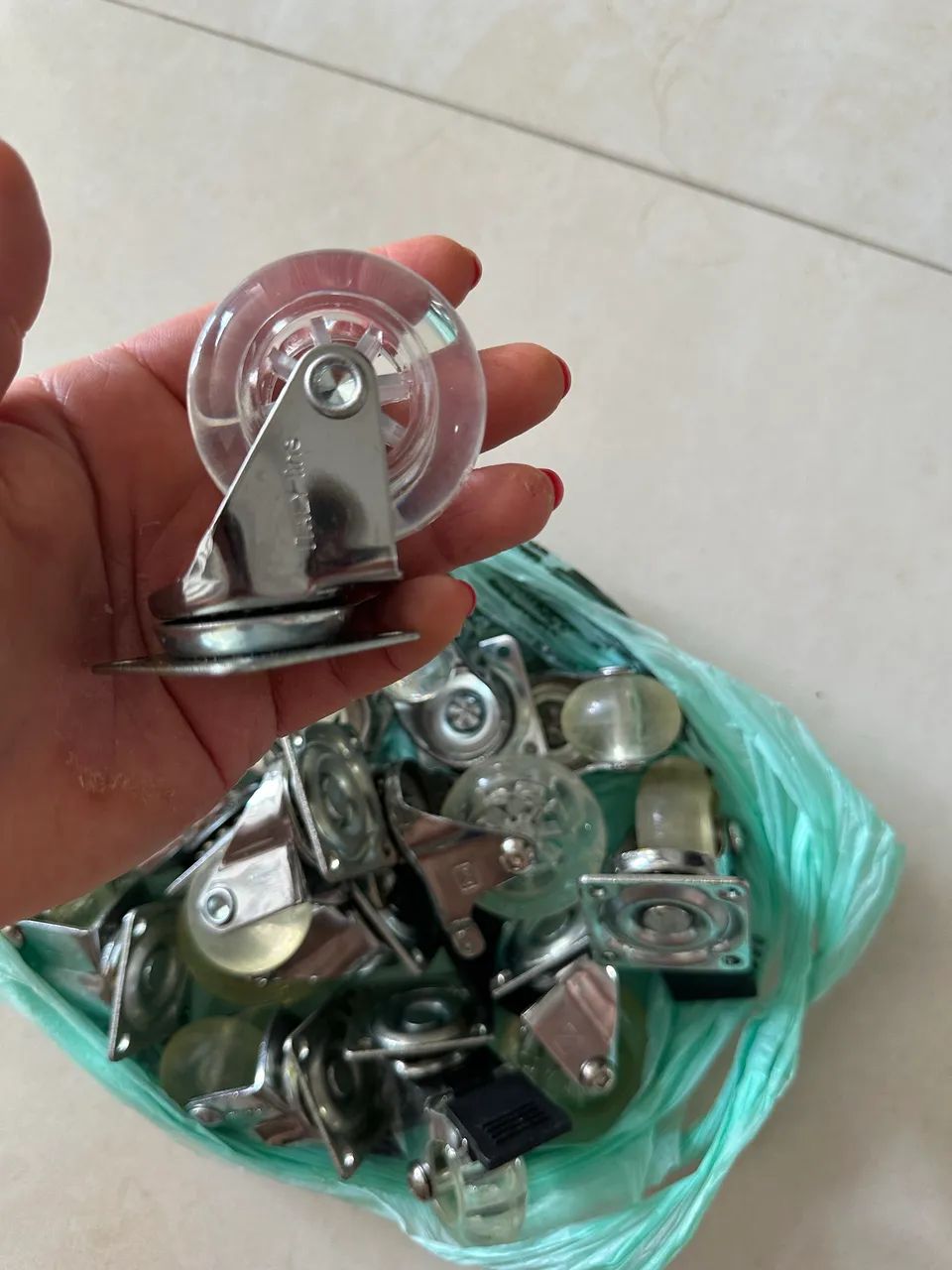 Rodinhas para móveis  - Foto 2