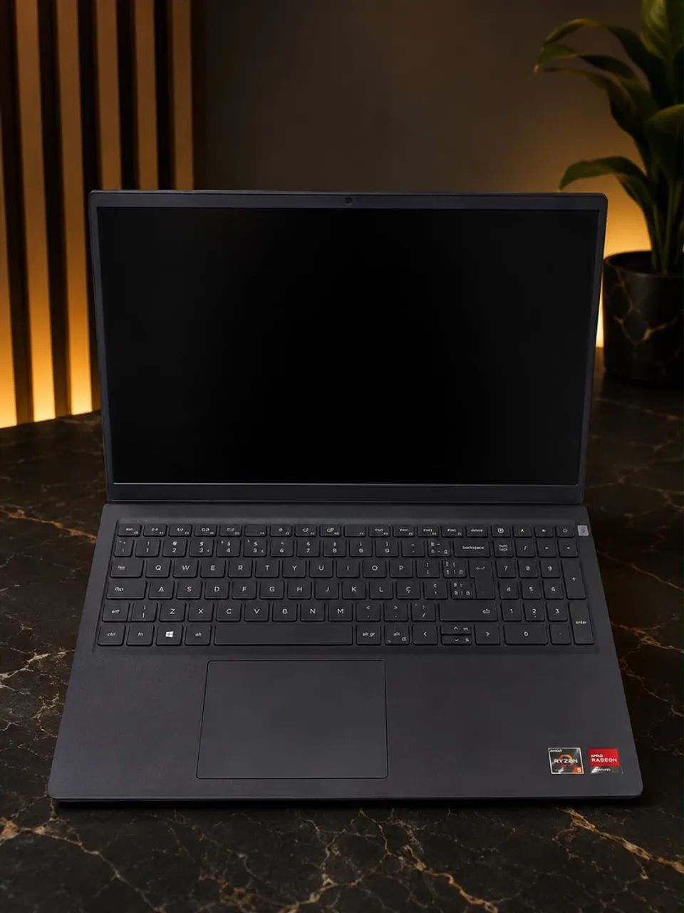 ? NOTEBOOK DELL VOSTRO 15 3515
