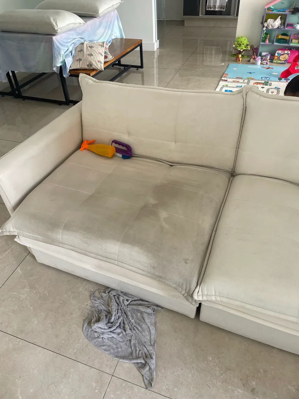 Limpeza de estofados em geral 