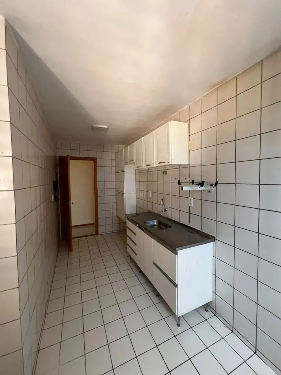Apartamento 2 Quartos com Sacada em Blindex - Foto 5