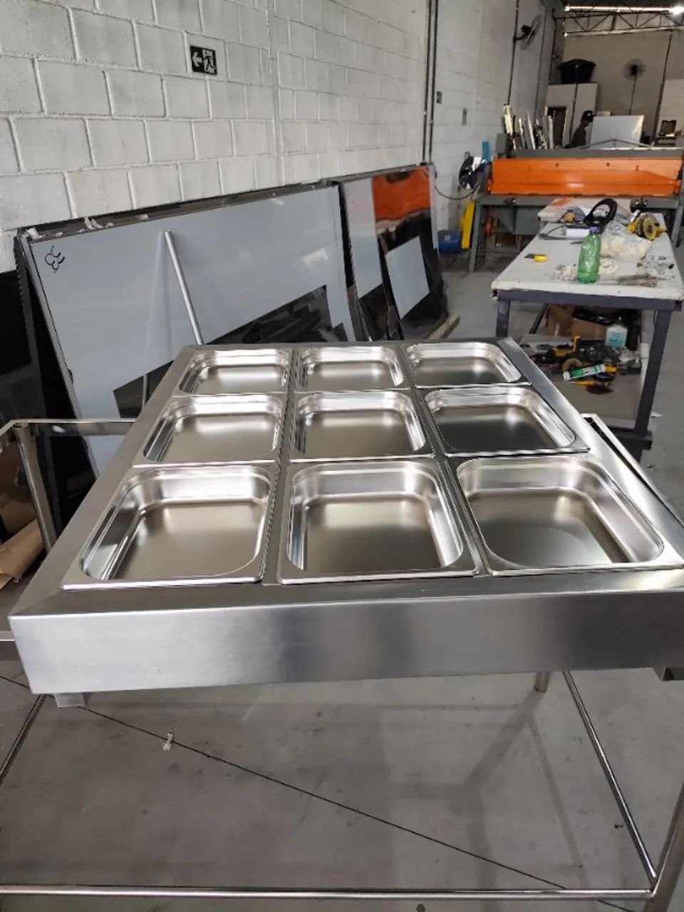 Buffet self service pista fria p/ 08 GNs 1500×1020×1450 